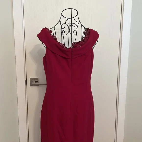 Evening dress - Picture 3 of 3